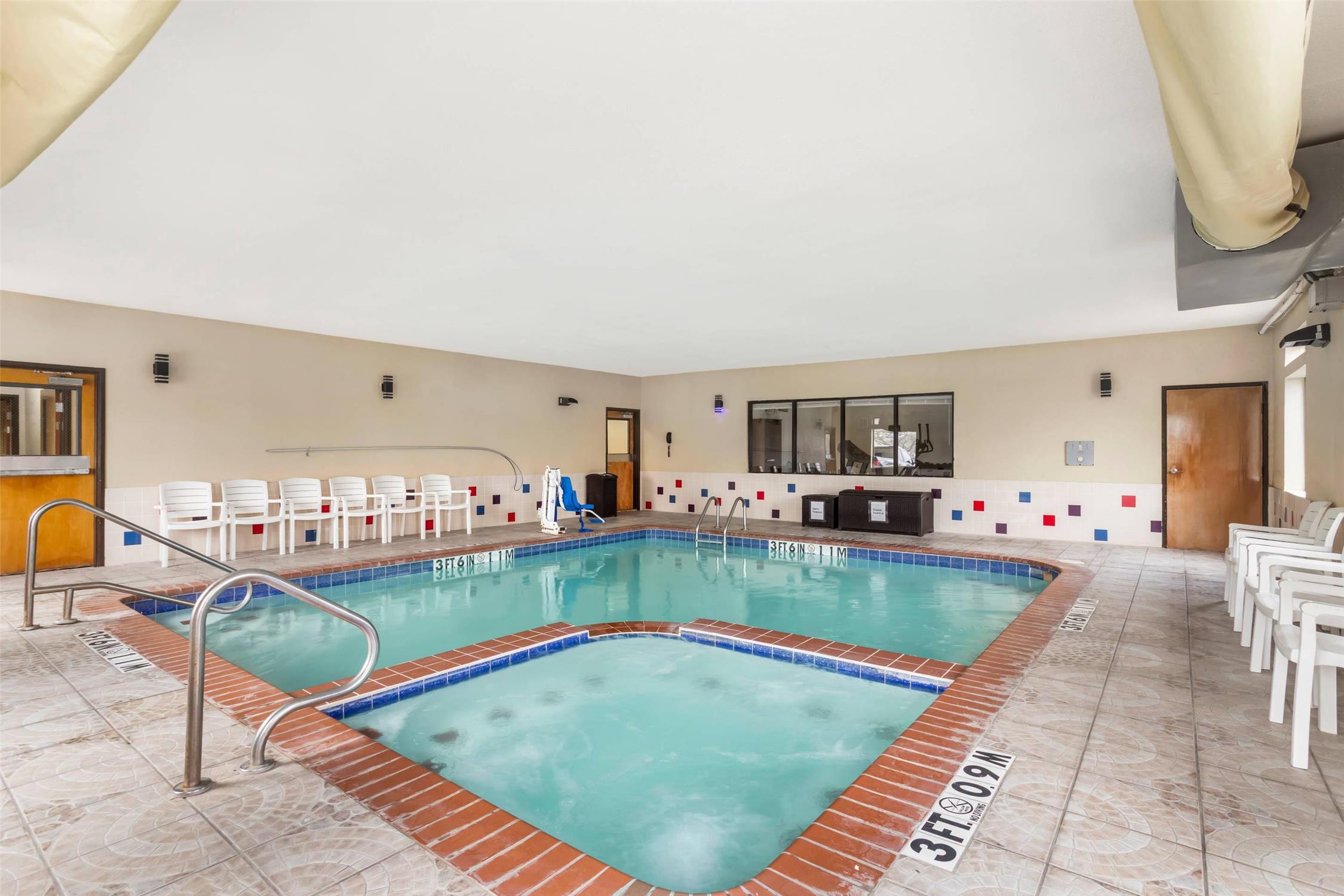 Comfort Suites Brenham, TX 10/23