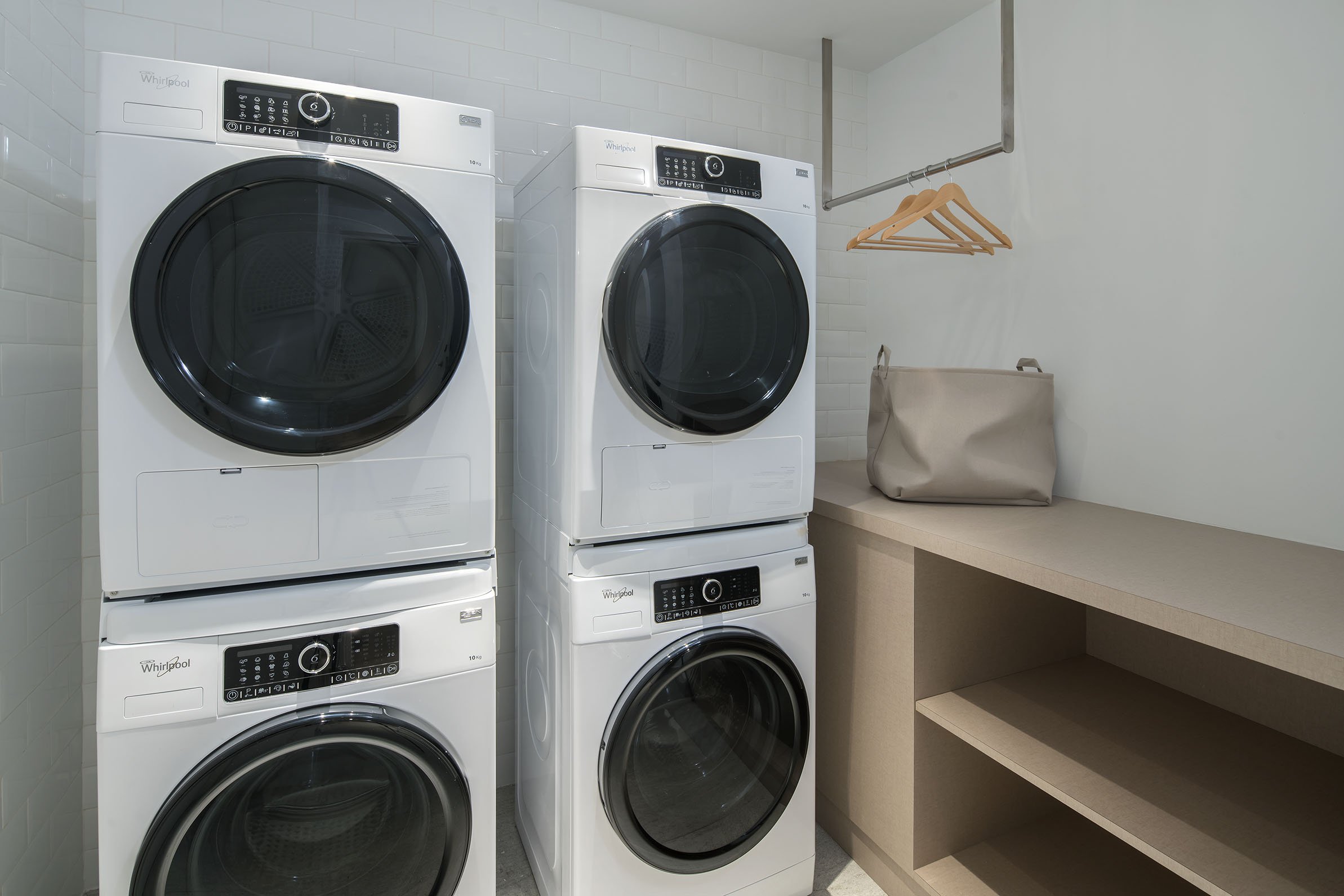 Lanson Place Winsland Residences 22/40
