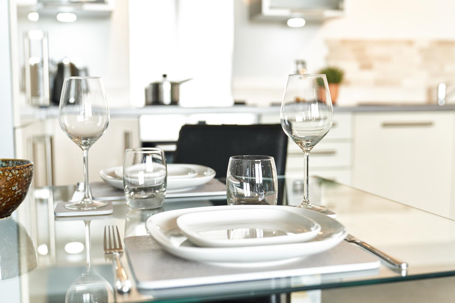 VIZION SERVICED APARTMENTS 19/50