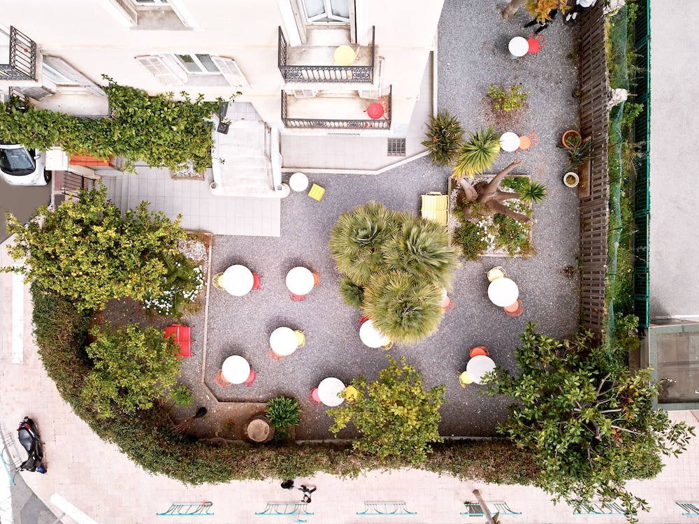 Hotel Lemon 34/50