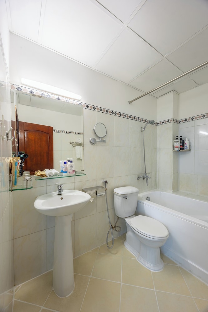 A25 Hotel - 251 Hai Ba Trung HCM 61/63