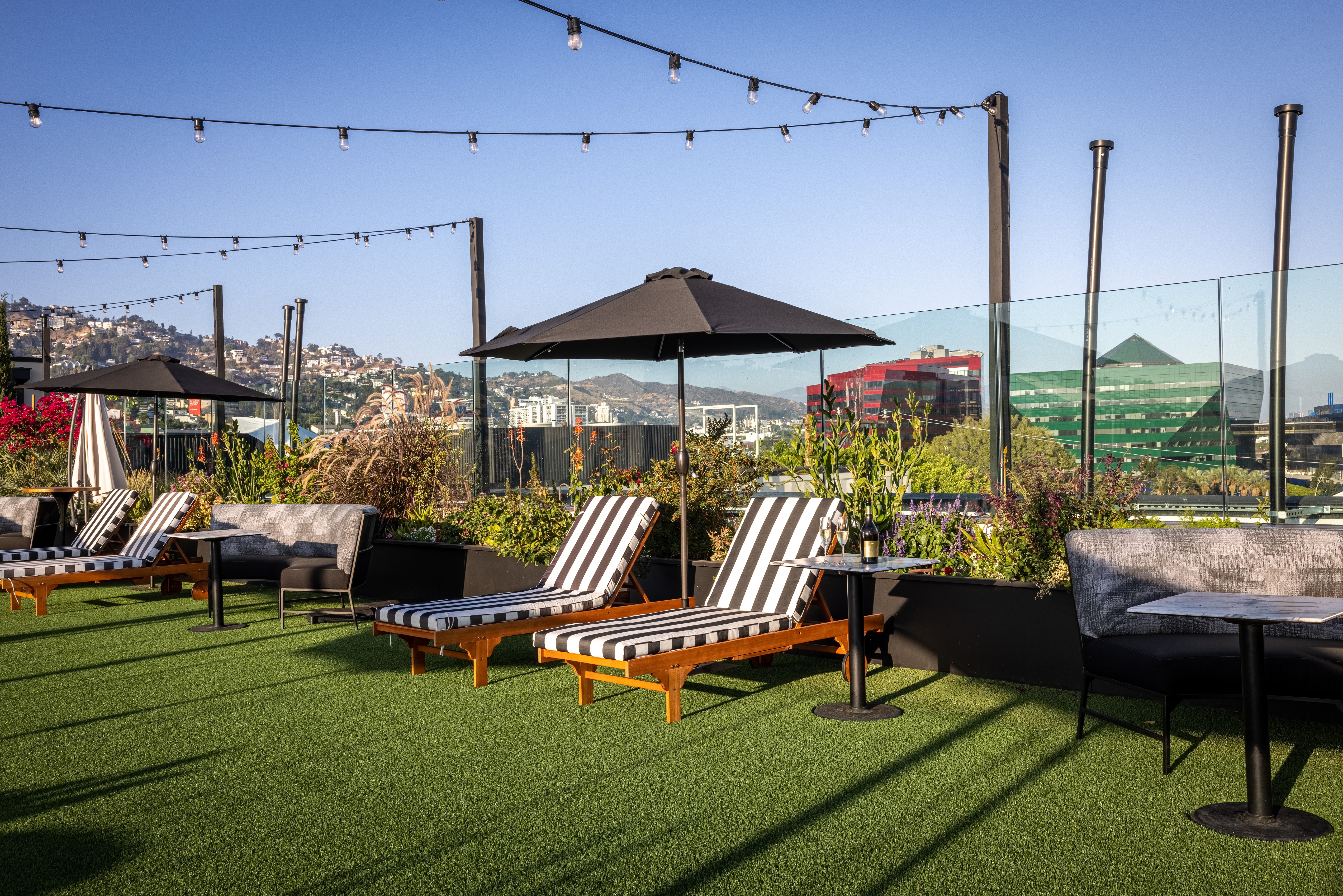 Kimpton La Peer Hotel 74/82