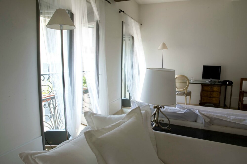 Milanosuites 11/28