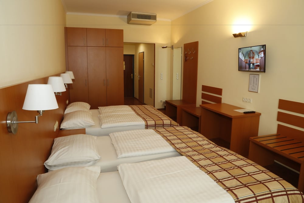 Hotel Continental 5/46