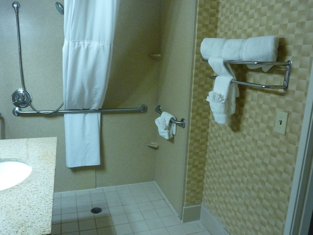 Wingate by Wyndham Erlanger - Florence - Cincinnati South 16/28