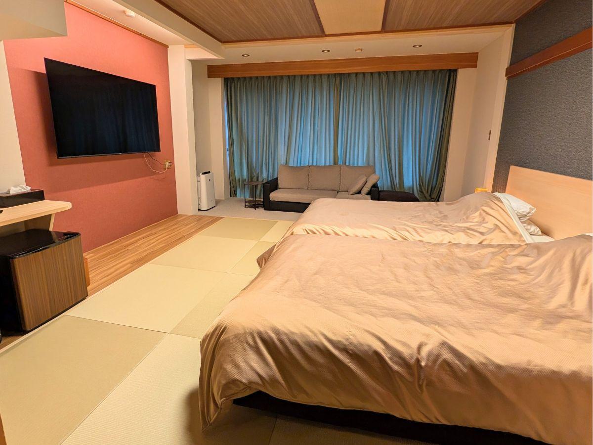 Semi Western, Style, Twin Beds, Tatami