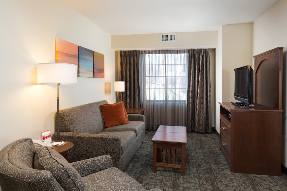 Staybridge Suites Toledo - Maumee 47/72