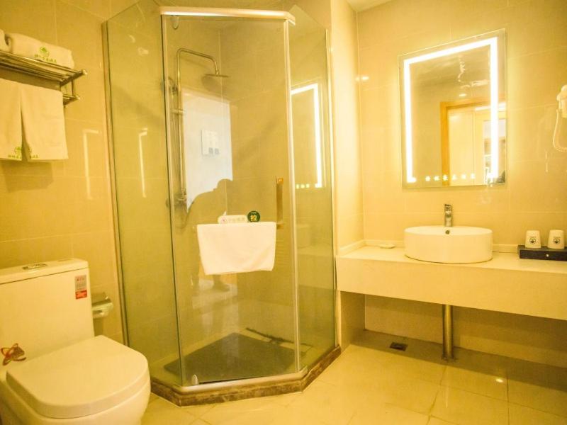 GreenTree Inn Zaozhuang Taierzhuang Ancient City Tourist Service Center Business Hotel 30/32