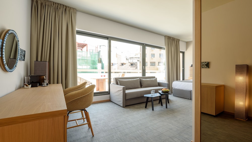 Fos Downtown Suites 34/50