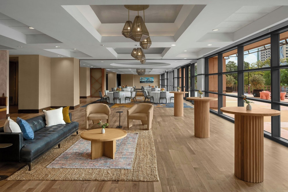 Renaissance Austin Downtown Hotel 32/50