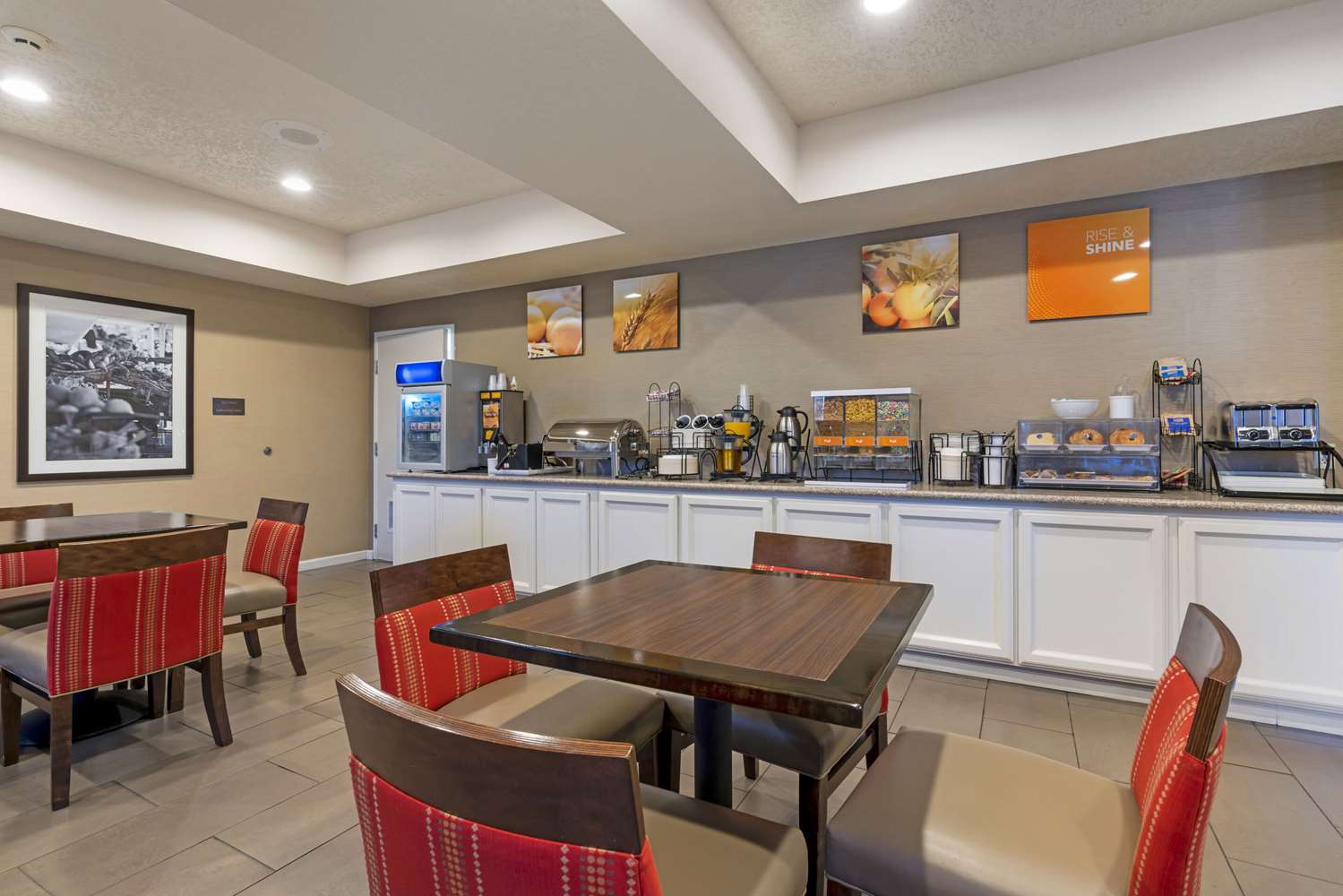 restaurant cafeteria