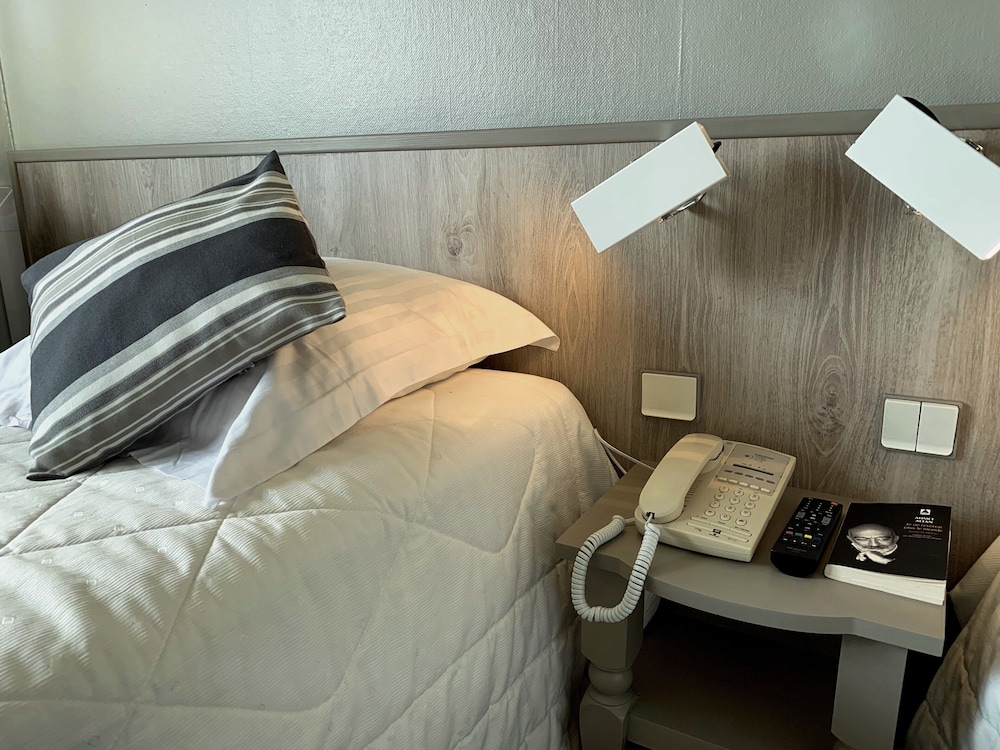 Hotel Causse Comtal 37/84