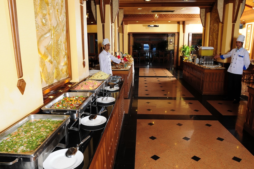 Golden Beach Hotel Pattaya 37/44