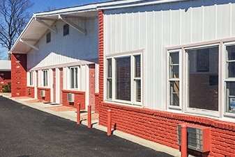 Travelodge By Wyndham Bay Shore Long Island 7/41