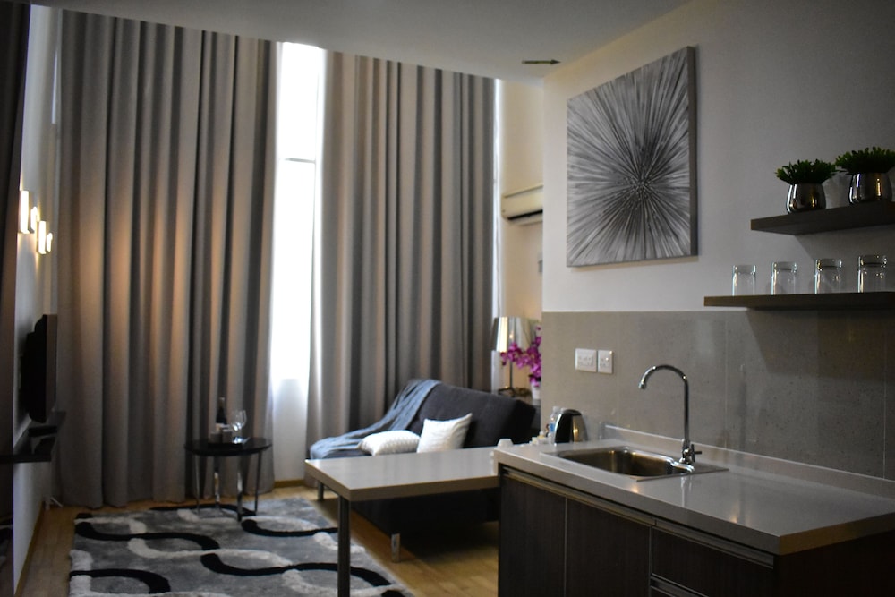 Hotel MetraSquare 50/50