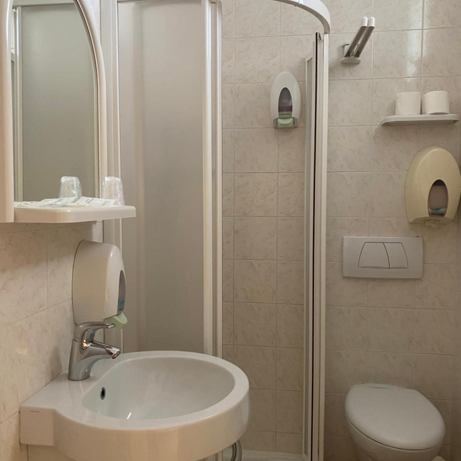 Hotel Modenese 47/50