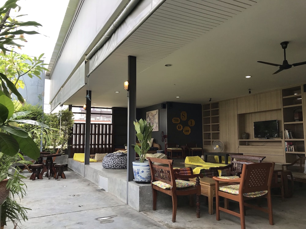S1 Hostel 48/61