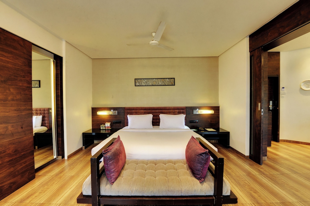 SANKAM RESIDENCY 11/33