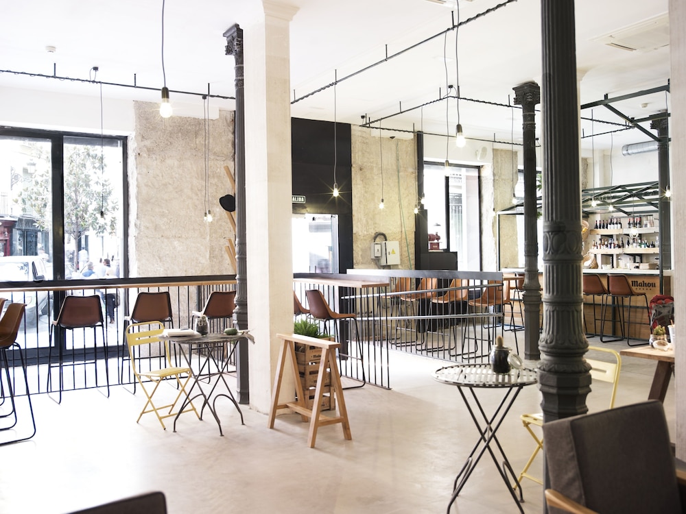 The Hat Hostel 38/46