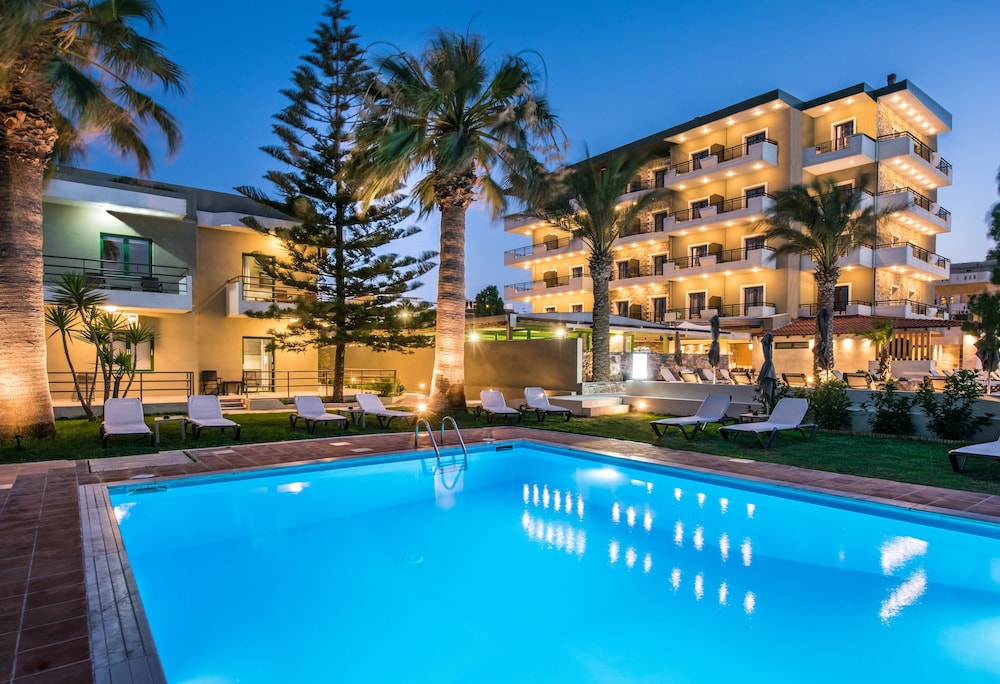 Petousis Hotel & Suites 45/50
