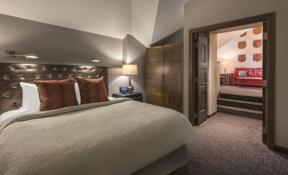 The Crawford Hotel 10/65