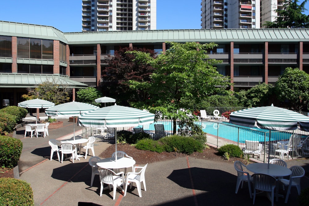 University Place Hotel Conference Center 50/51