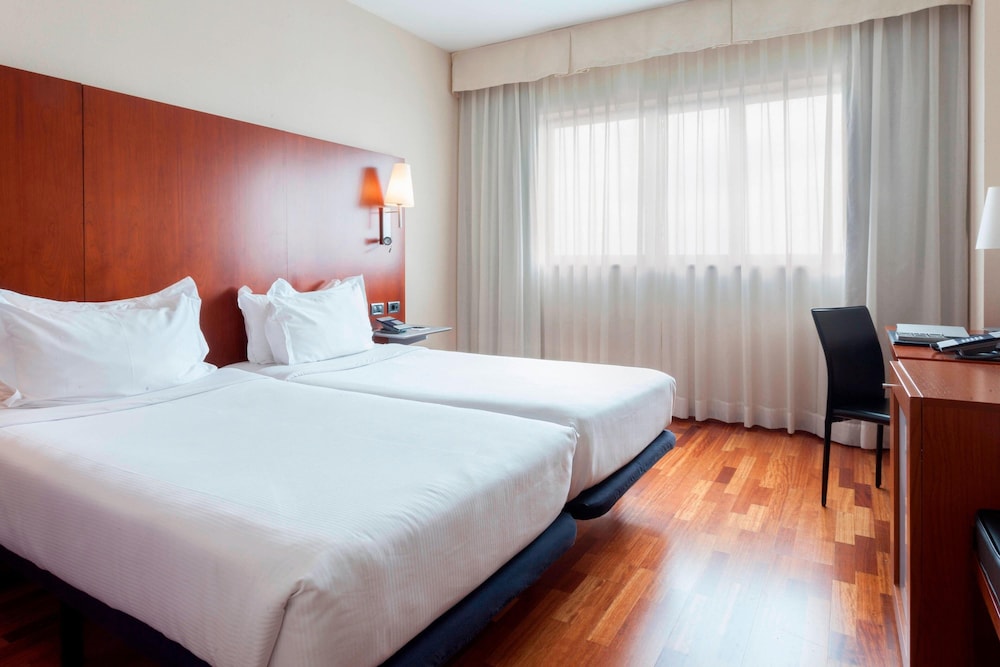 AC Hotel Alcala de Henares by Marriott 10/50