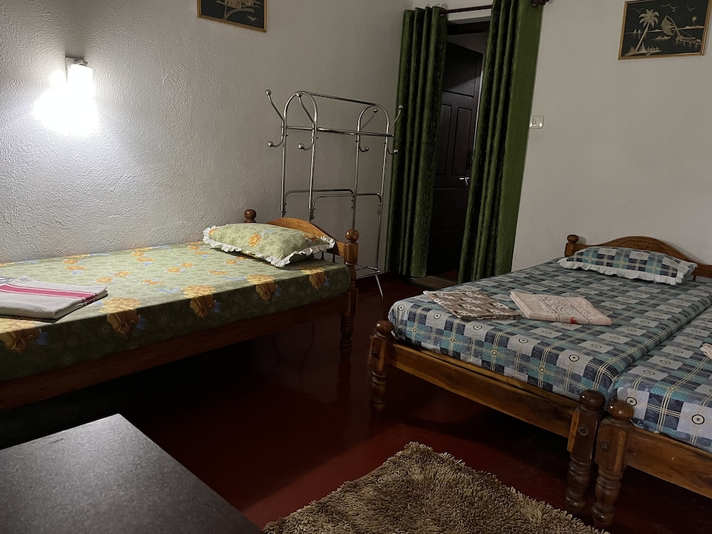 MARARI BEACH VILLAS 7/28