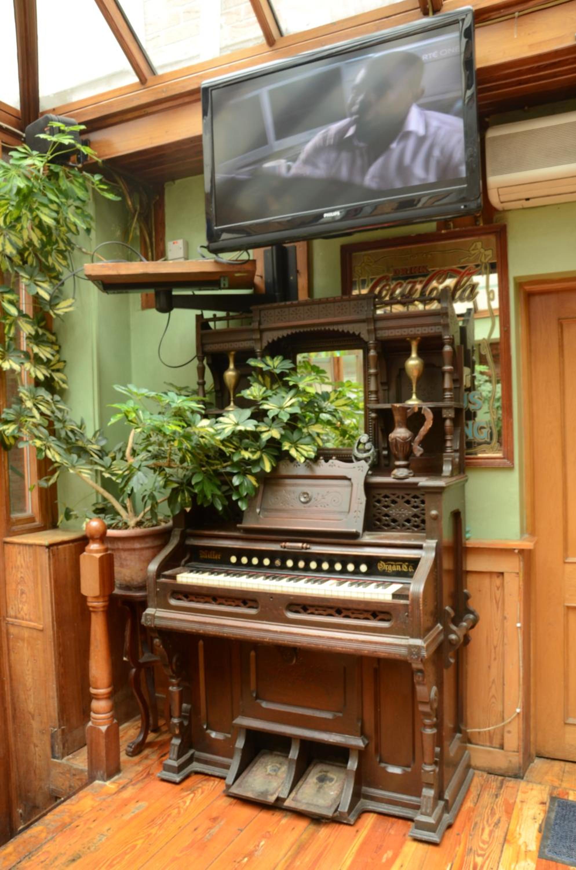 The Uppercross House 3/50