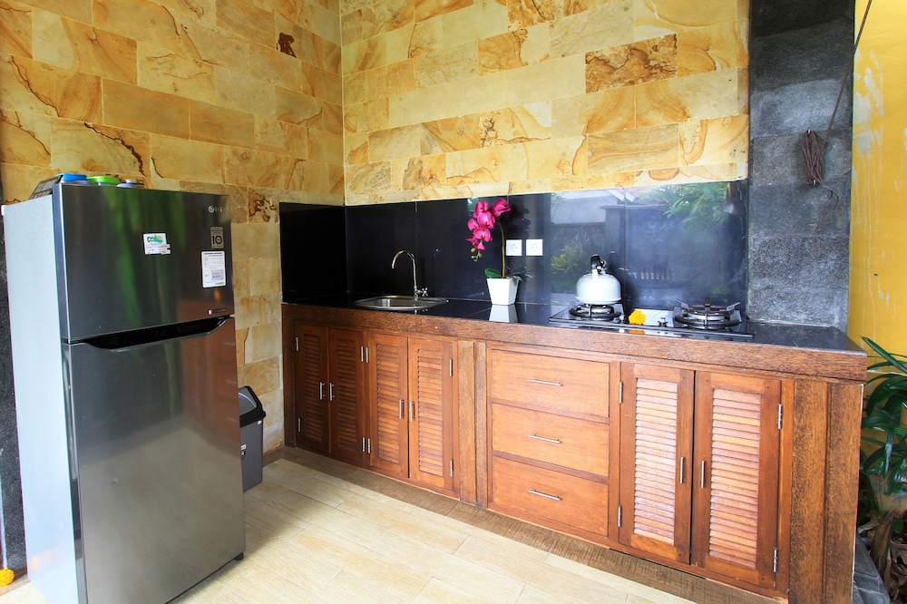 Pondok Naya 8/50