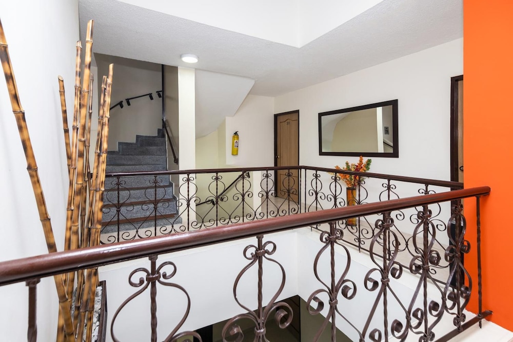 Hotel Los Tunjos 47/56