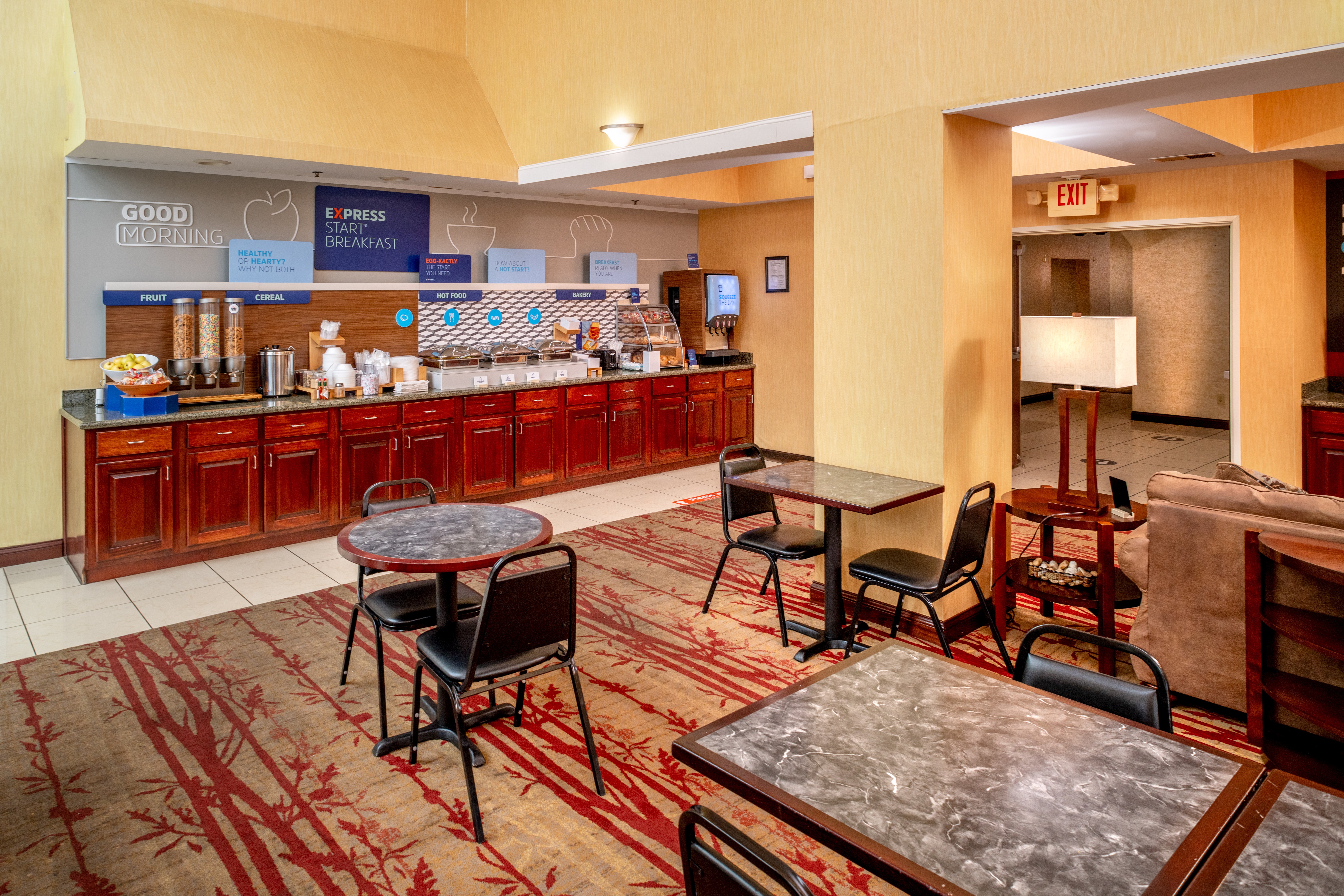 Holiday Inn Express Hotel Suites Hazard 26/43