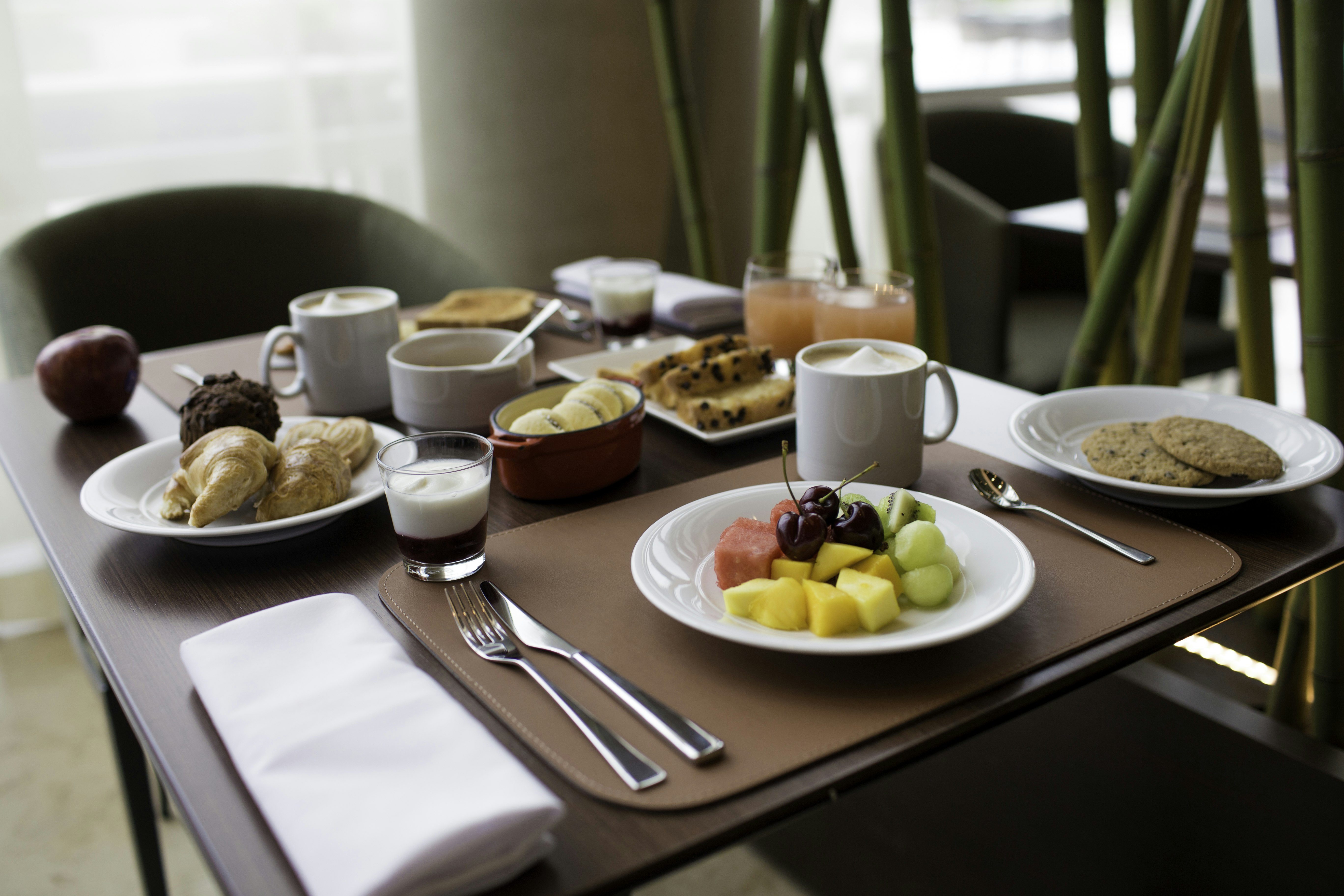Hilton Pilar 60/80