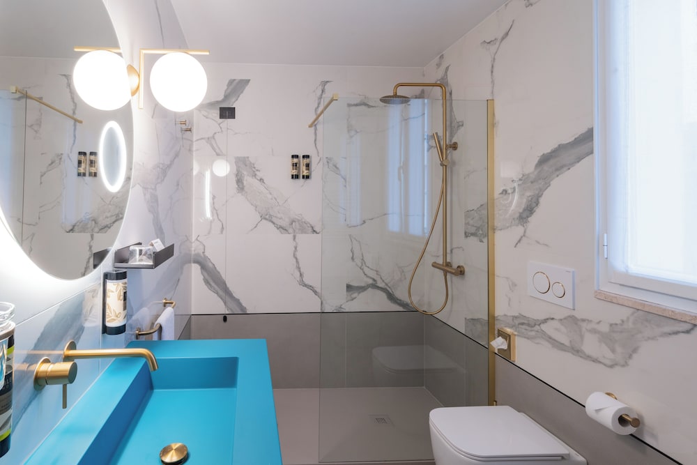 Bleis Hotel 46/50