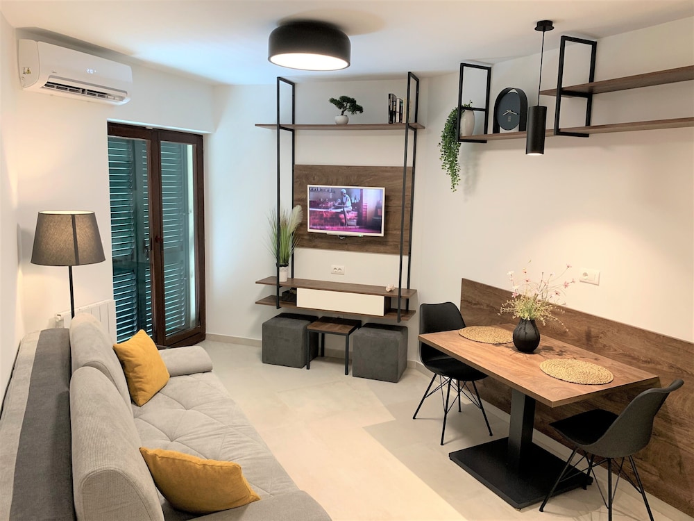 Villa Fani - Apartments And Rooms 24/50