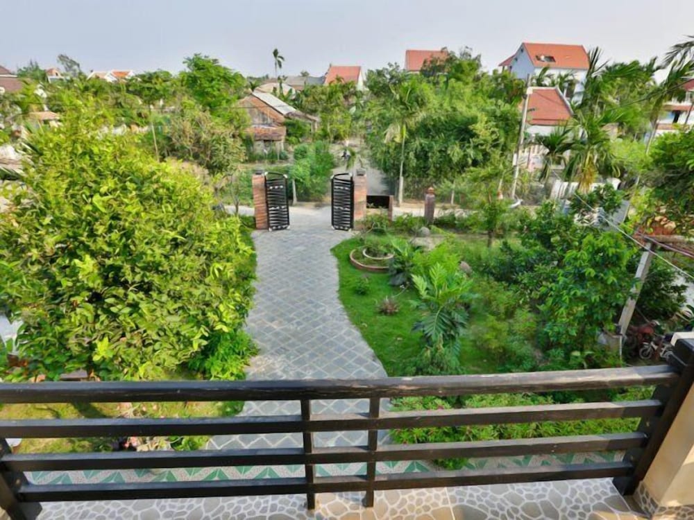 Strawberry Garden Homestay 17/24