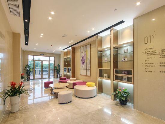 Lavande Hotel (Wuhan Yangluo subway station store) 27/47