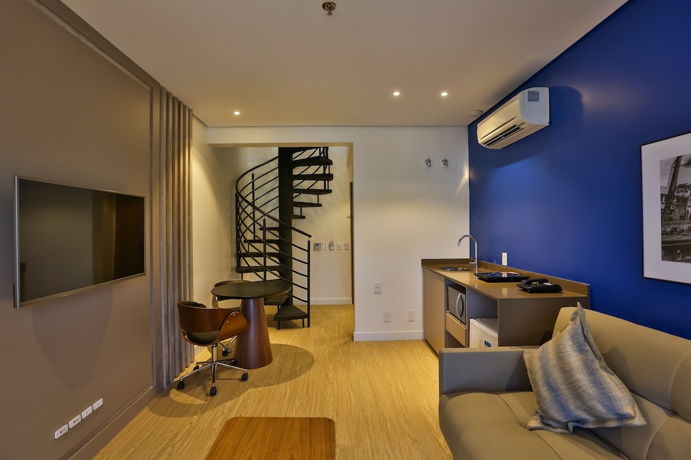Quality Hotel Blumenau 40/48