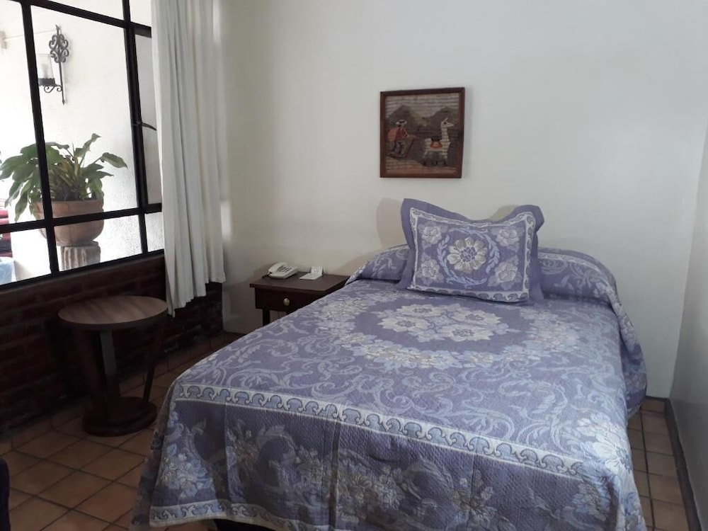 Hotel Isabel 28/65