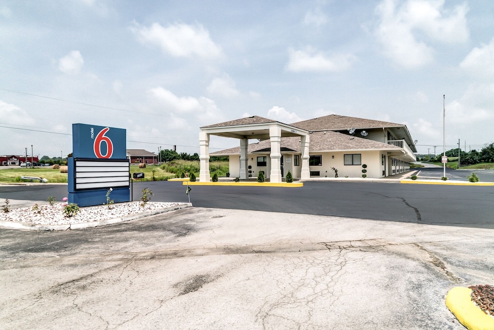 Motel6 Berea, KY in BEREA - KY