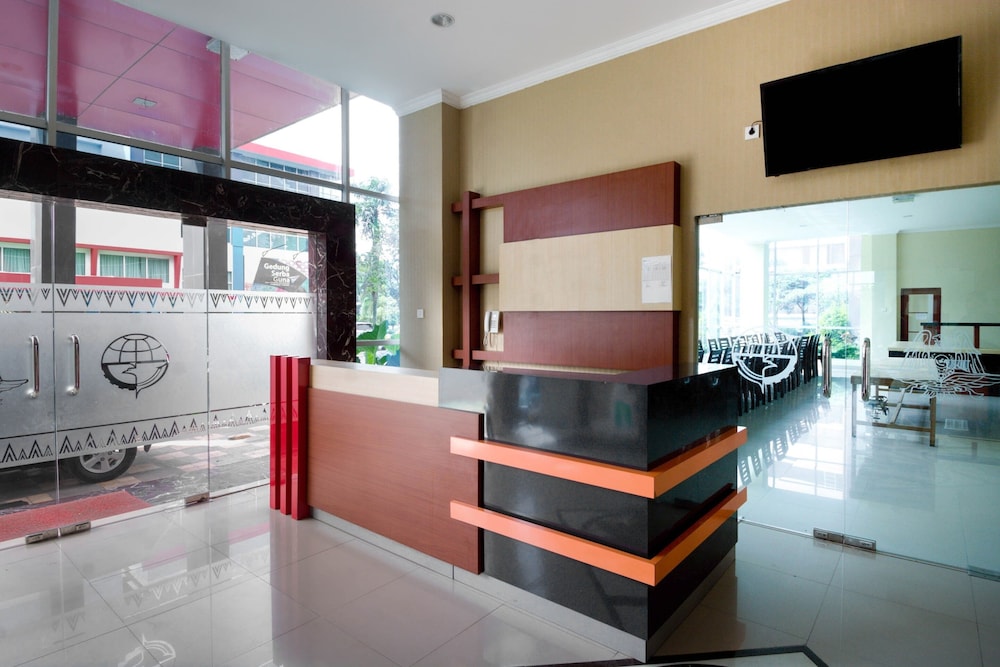 Collection O 3431 Hotel Alpha Bandara 2/20