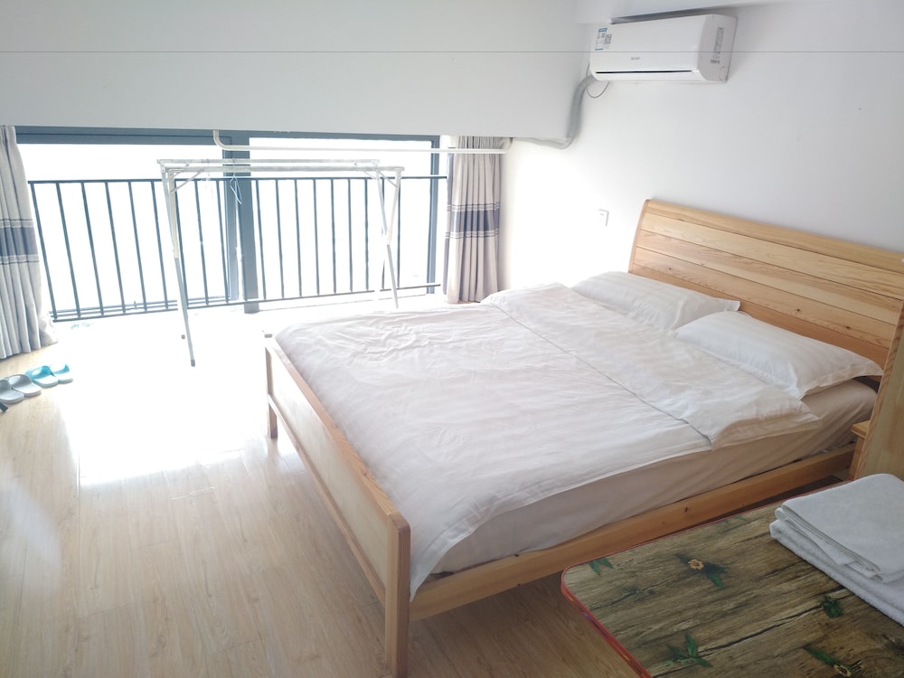 Yunzu Aparthotel (Huanlegu Branch) 14/48