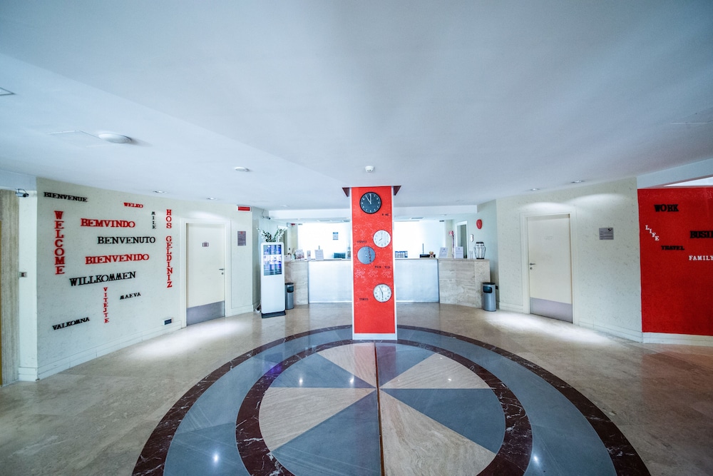 Hotel Roma Tor Vergata 32/60