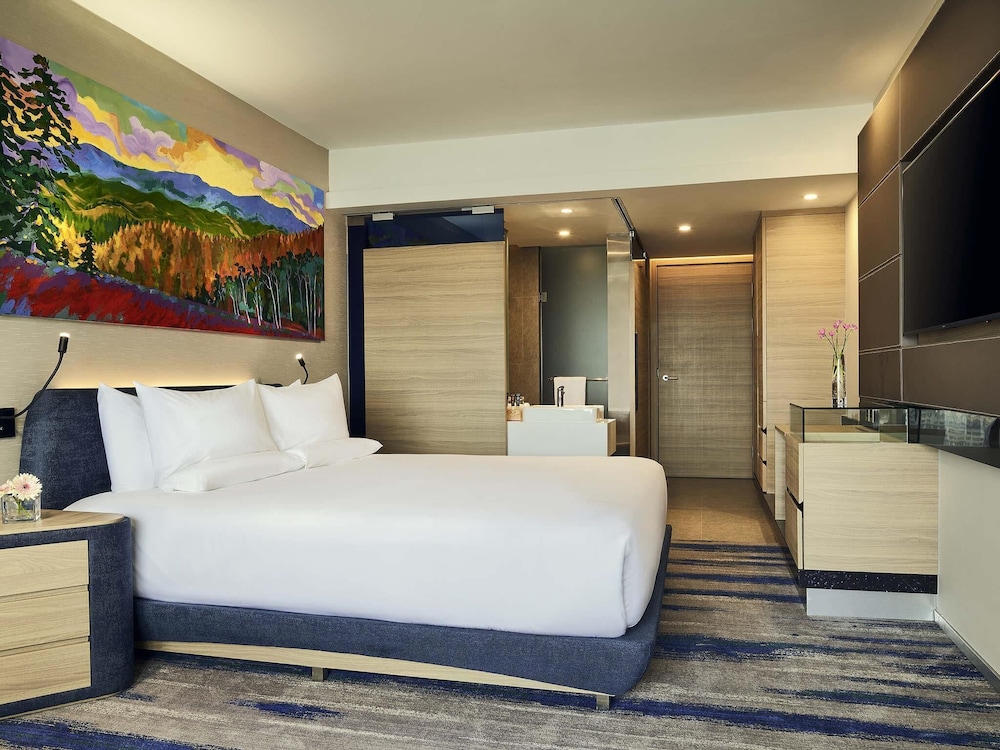 Novotel Hanoi Thai Ha 20/71