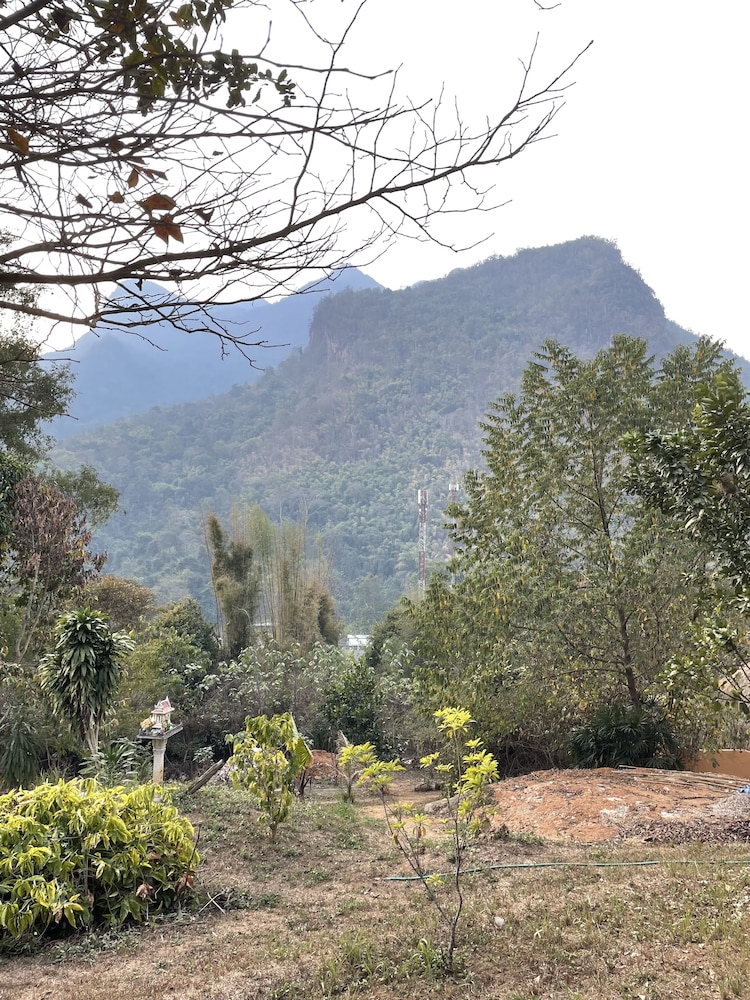 Chiang Dao Roundhouses 33/47