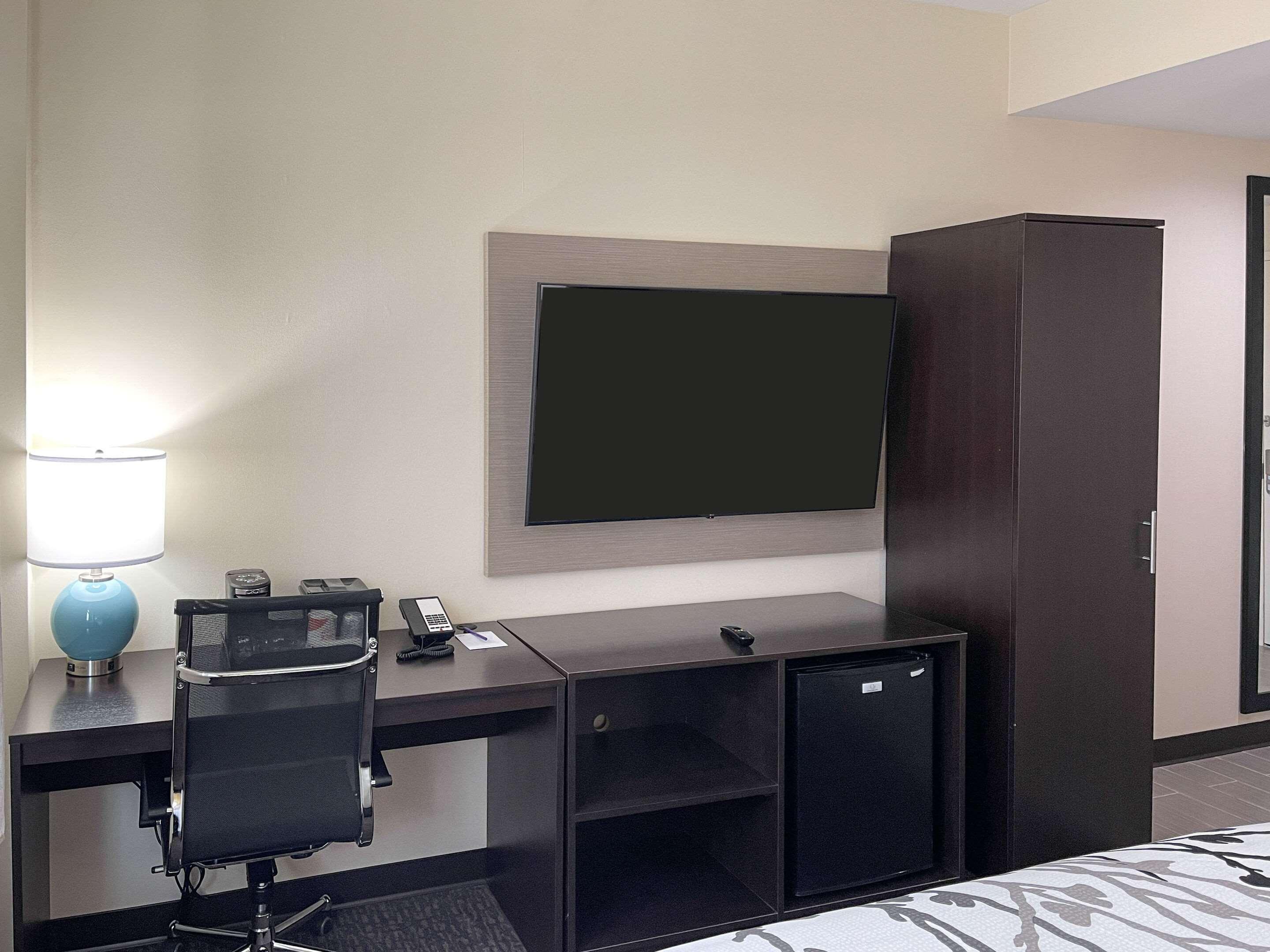 Sleep Inn 185th Street Bronx, NY 31/34