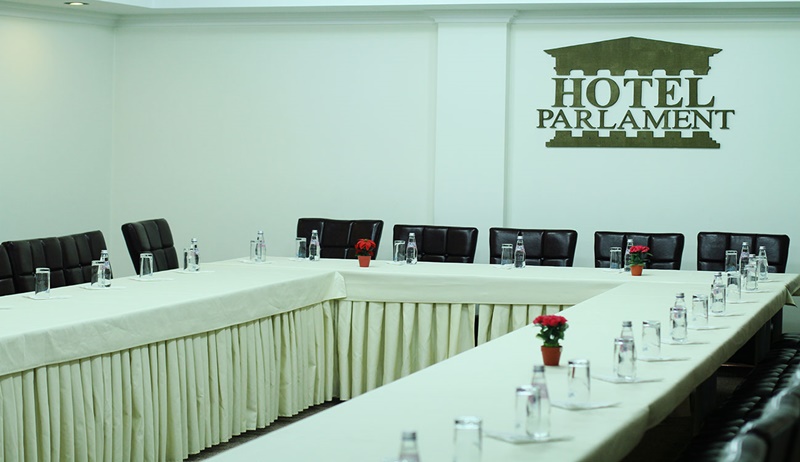 Parlament Hotel 18/21