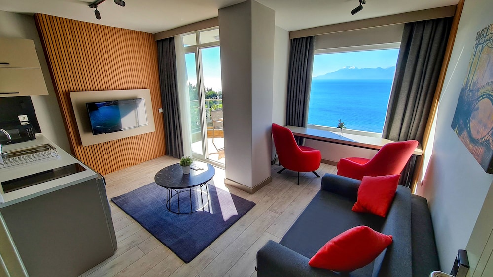 Letstay Panorama Suites 30/50