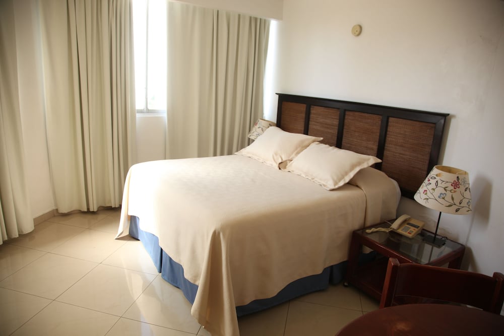 HOTEL PLAZA DEL SOL 19/60