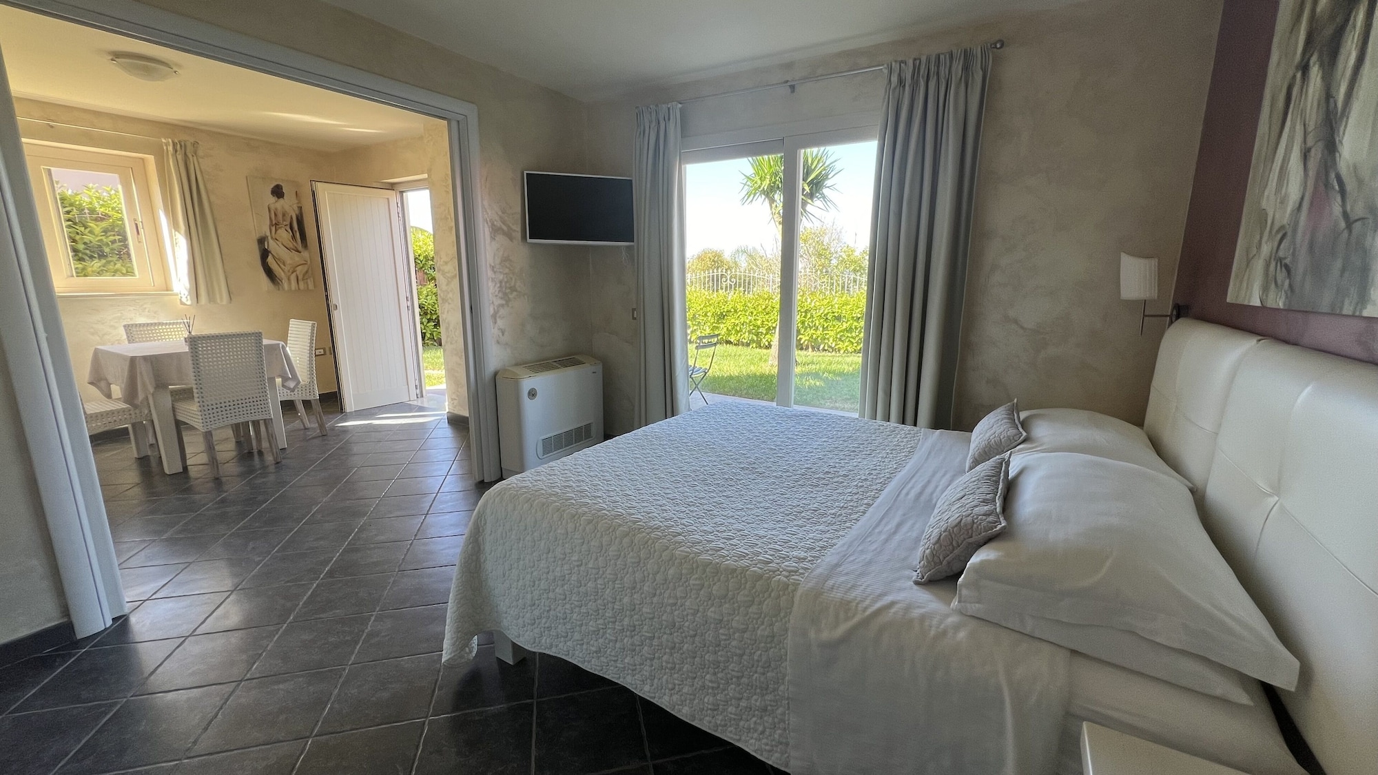 2 BEDROOMS, EXCLUSIVE, APARTMENT, KITCHEN
